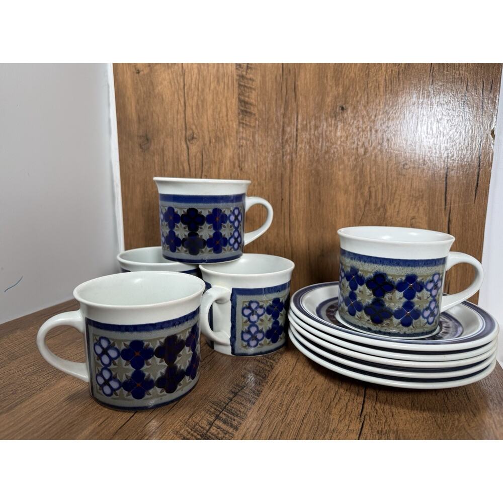 5 Tea Coffee Cups w/ Saucer - 1973 Royal Doulton - Tangier - Stoneware